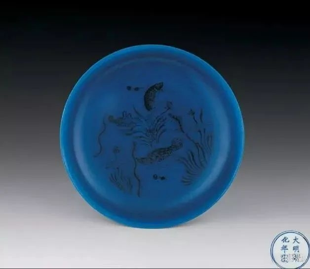明清官窑中的“孔雀蓝釉”，罕见至极，不收藏可惜了！_全国文物艺术品
